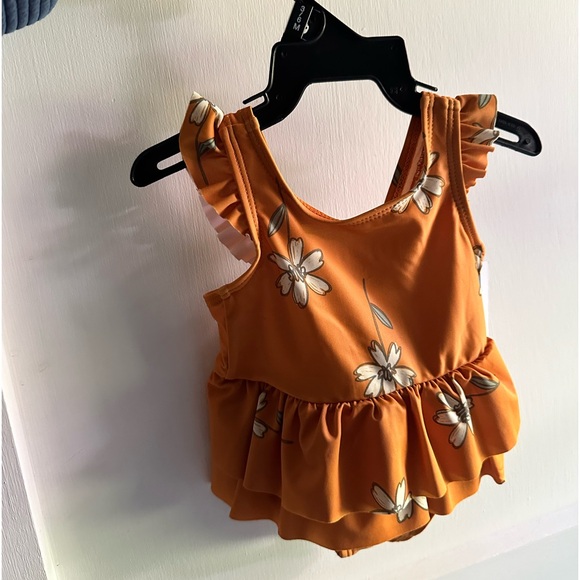 Carter’s | Baby Girl Carter's Floral 1-Piece Swimsuit, 3 month - Picture 3 of 6